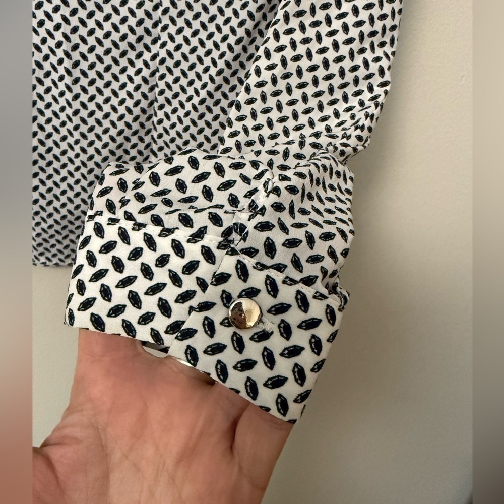 Black and White Patterned Blouse with statement Bow - Picture 4 of 11